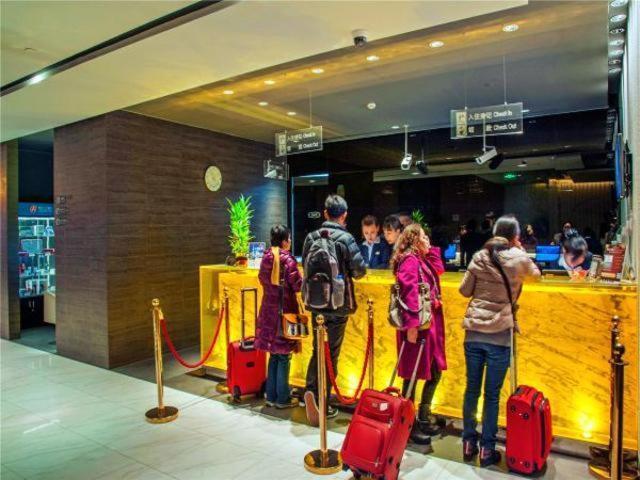 Jinjiang Inn Nanjing Road Pedestrian Streeteast Asia Hotel Xangai Exterior foto